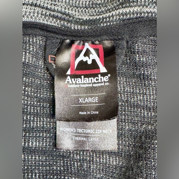 AVALANCHE Women’s XLarge Long Sleeve Thermal Top REDUCED ❗️ - Picture 4 of 8